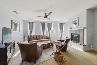 Condominium, Johnson street, Windsor, CA 95492 - 13