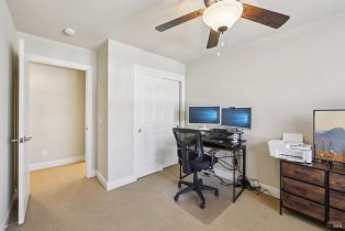 Condominium, Johnson street, Windsor, CA 95492 - 23