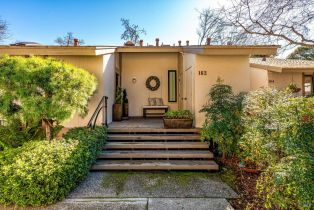 Condominium, 162 Bonnie Brook Dr, Napa, CA  Napa, CA 94558