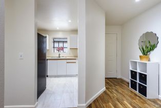 Condominium,  Mission boulevard, Santa Rosa, CA 95409 - 2