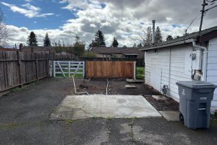 Single Family Residence,  Russell avenue, Santa Rosa, CA 95403 - 14