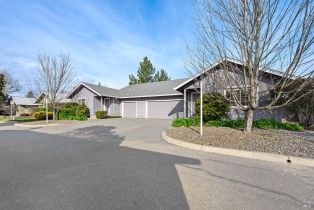 Residential Income, 431-433 University St, Healdsburg, CA  Healdsburg, CA 95448