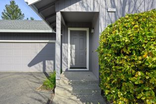 Residential Income, 433 University street, Healdsburg, CA 95448 - 4