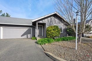 Residential Income, 433 University street, Healdsburg, CA 95448 - 3