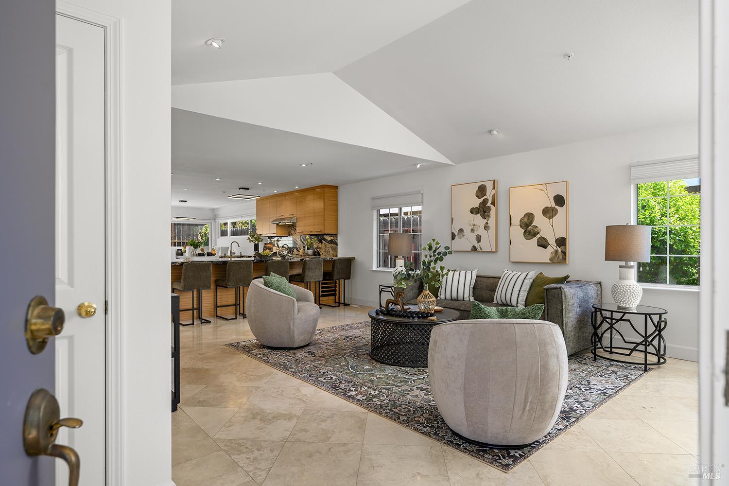 Residential Income, 433 University street, Healdsburg, CA 95448 - 1