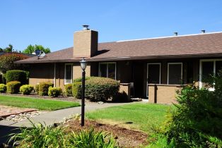 Single Family Residence, 6 Woodgreen St, Santa Rosa, CA  Santa Rosa, CA 95409