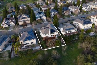 Single Family Residence,  Sailing Hawk avenue, Santa Rosa, CA 95409 - 4