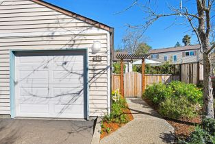 Condominium,  Yardley street, Santa Rosa, CA 95403 - 4