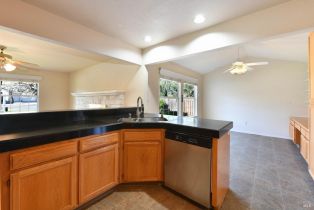 Single Family Residence,  Fulton place, Windsor, CA 95492 - 19