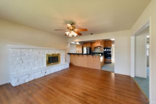 Single Family Residence,  Fulton place, Windsor, CA 95492 - 12