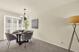 Condominium,  Belvedere court, Napa, CA 94559 - 8