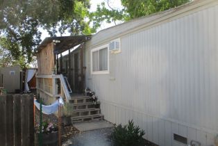 Residential Lease, 12204 Old Redwood Hwy #13, Healdsburg, CA  Healdsburg, CA 95448