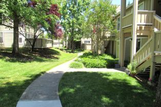Condominium, 657 Cherry Ave, Sonoma, CA  Sonoma, CA 95476