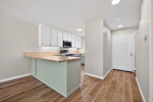 Condominium,  Elbridge avenue, Cloverdale, CA 95425 - 3