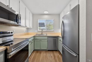 Condominium,  Elbridge avenue, Cloverdale, CA 95425 - 6