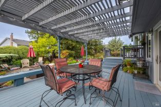 Single Family Residence,  Caulfield court, Petaluma, CA 94954 - 34