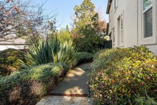 Single Family Residence,  Newbury court, Santa Rosa, CA 95404 - 48