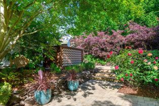 Single Family Residence,  Newbury court, Santa Rosa, CA 95404 - 38