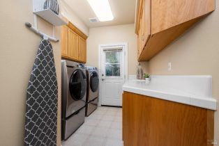 Single Family Residence,  Newbury court, Santa Rosa, CA 95404 - 39