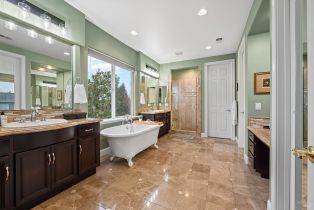 Single Family Residence,  Newbury court, Santa Rosa, CA 95404 - 25