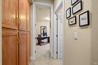 Single Family Residence,  Newbury court, Santa Rosa, CA 95404 - 15