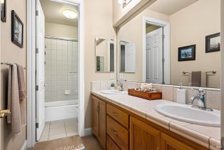 Single Family Residence,  Newbury court, Santa Rosa, CA 95404 - 33
