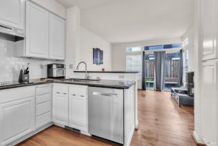 Single Family Residence,  Arrowhead court, Petaluma, CA 94954 - 13