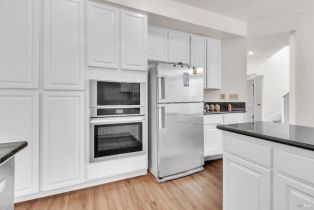 Single Family Residence,  Arrowhead court, Petaluma, CA 94954 - 16