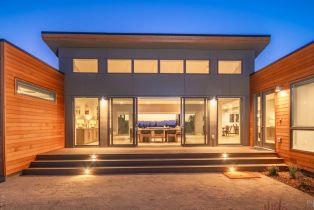 Single Family Residence,  Horse Barn road, Healdsburg, CA 95448 - 4