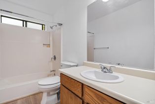 Condominium, Courtyards none, Windsor, CA 95492 - 12