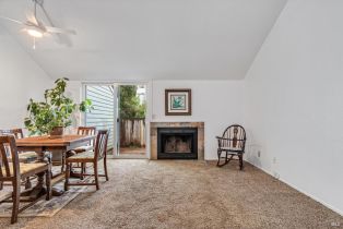 Condominium, Courtyards none, Windsor, CA 95492 - 6