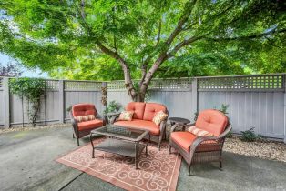 Condominium,  Valley Club circle, Napa, CA 94558 - 33