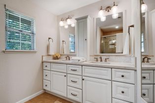 Condominium,  Valley Club circle, Napa, CA 94558 - 23