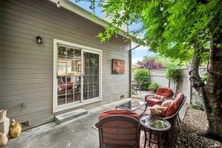 Condominium,  Valley Club circle, Napa, CA 94558 - 35