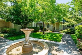 Condominium,  Valley Club circle, Napa, CA 94558 - 2