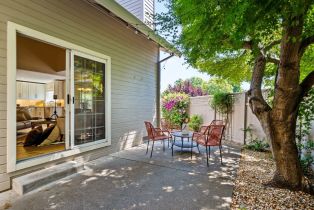 Condominium,  Valley Club circle, Napa, CA 94558 - 15