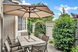 Condominium,  Valley Club circle, Napa, CA 94558 - 36