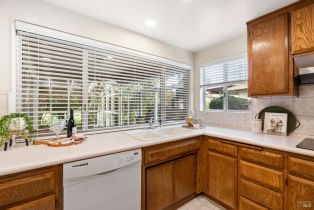 Single Family Residence,  Twin Lakes drive, Santa Rosa, CA 95409 - 26