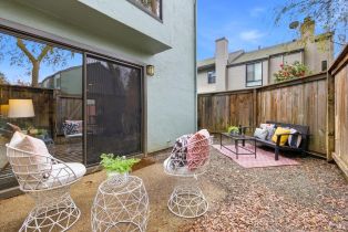 Condominium,  Shelter Creek drive, Napa, CA 94558 - 24