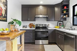 Condominium,  Shelter Creek drive, Napa, CA 94558 - 5