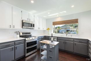 Single Family Residence,  Canin court, Santa Rosa, CA 95405 - 10