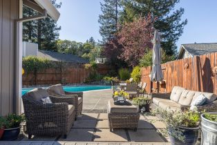 Single Family Residence,  Canin court, Santa Rosa, CA 95405 - 34