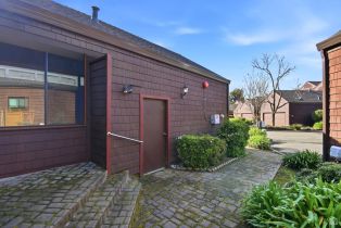 Condominium,  North street, Santa Rosa, CA 95404 - 24