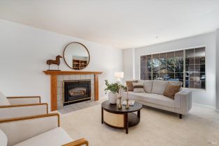 Single Family Residence,  Victoria court, Napa, CA 94558 - 4