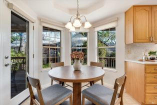 Single Family Residence,  Victoria court, Napa, CA 94558 - 13