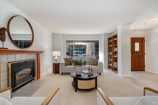 Single Family Residence,  Victoria court, Napa, CA 94558 - 5