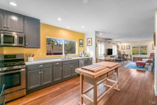 Single Family Residence,  Bodega avenue, Petaluma, CA 94952 - 7