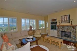 Single Family Residence,  Castle Oaks drive, Napa, CA 94558 - 9