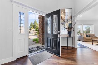 Single Family Residence,  Tee court, Healdsburg, CA 95448 - 9