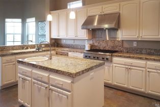 Single Family Residence,  Castle Oaks drive, Napa, CA 94558 - 11